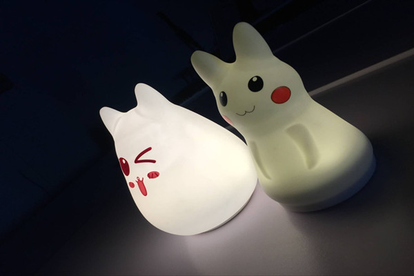 专业生产硅胶小夜灯喂奶灯