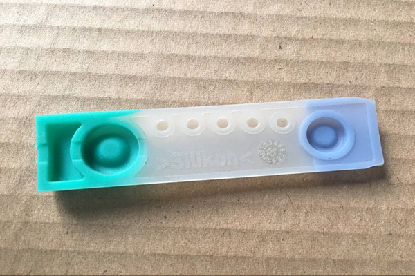 专业生产硅胶按键硅胶杯盖硅胶制品定制厂家