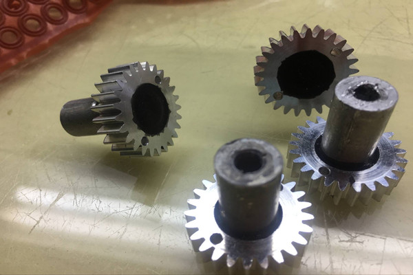 专业生产硅胶包五金件 轴承包胶产品