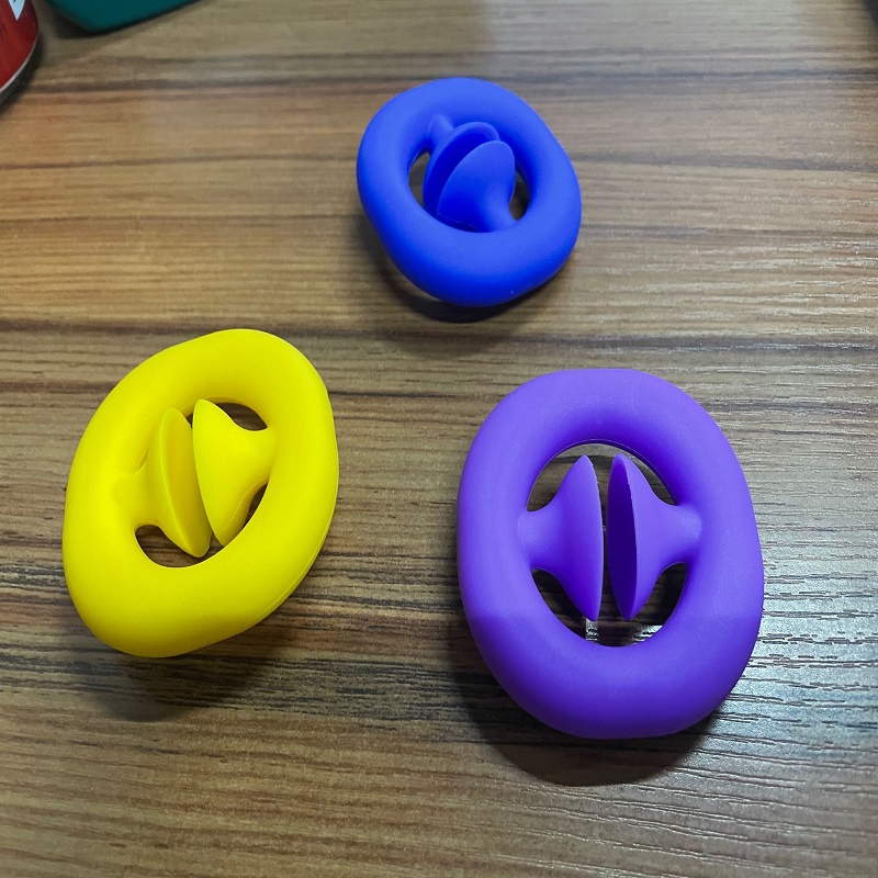 专业生产硅胶握力器 硅胶手掌训练器 硅胶带吸盘握力器定制厂家