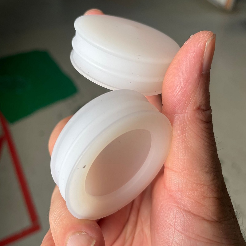 硅胶注射器塞的特点