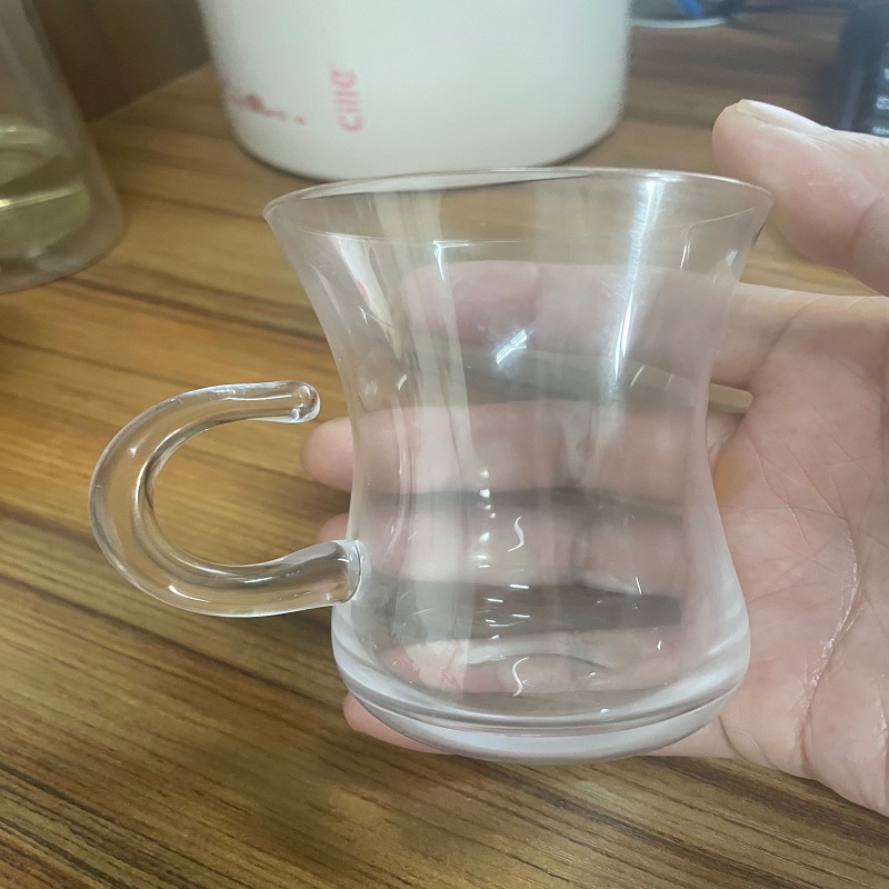 白酒玻璃杯手柄遮喷油硅胶套的要求