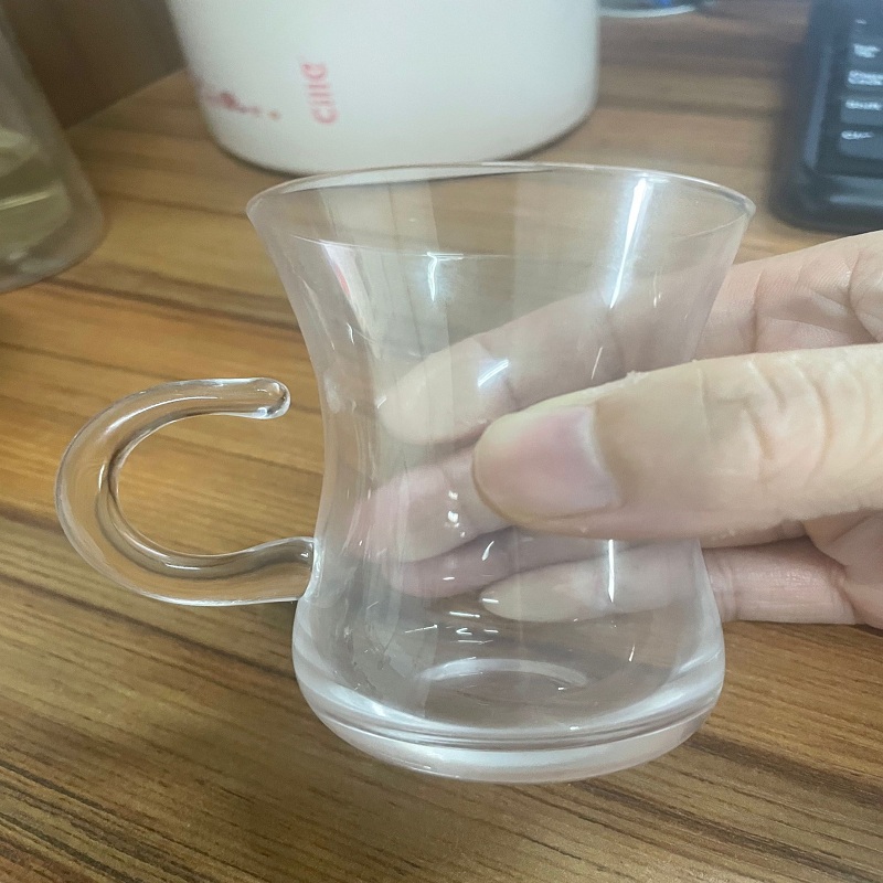 白酒玻璃杯手柄遮喷油硅胶套的要求