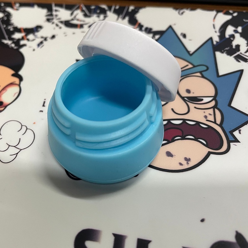 雪花膏硅胶盒的作用和特点