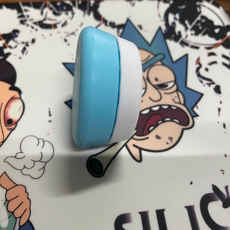 雪花膏硅胶盒的作用和特点