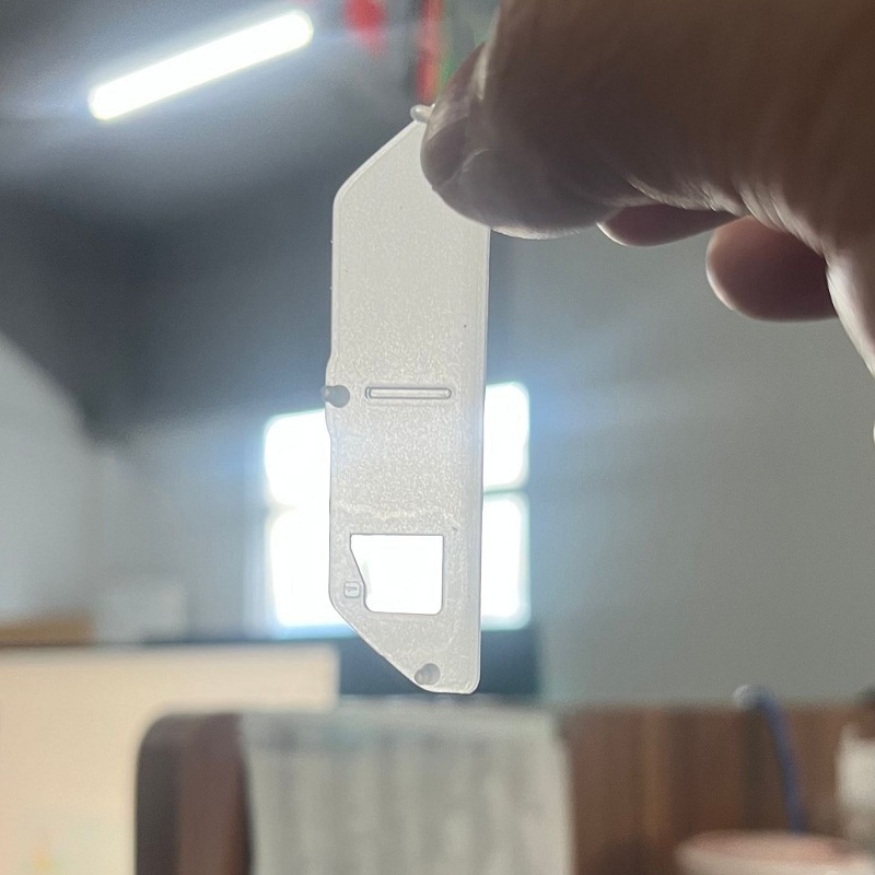 透明硅胶产品表里有印痕的原因分析