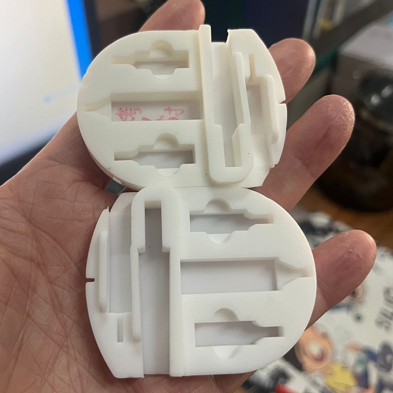 硅胶支架烘烤之后变黄