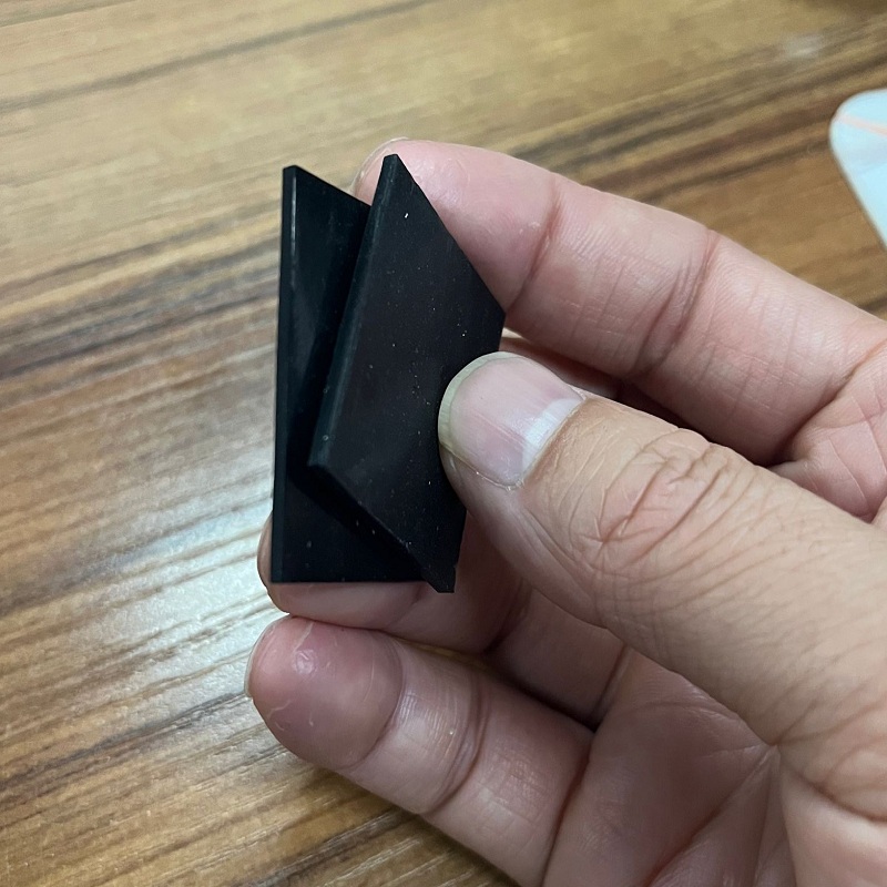 芯片用导热导电硅胶片 散热导热硅胶垫 电脑芯片导热硅胶