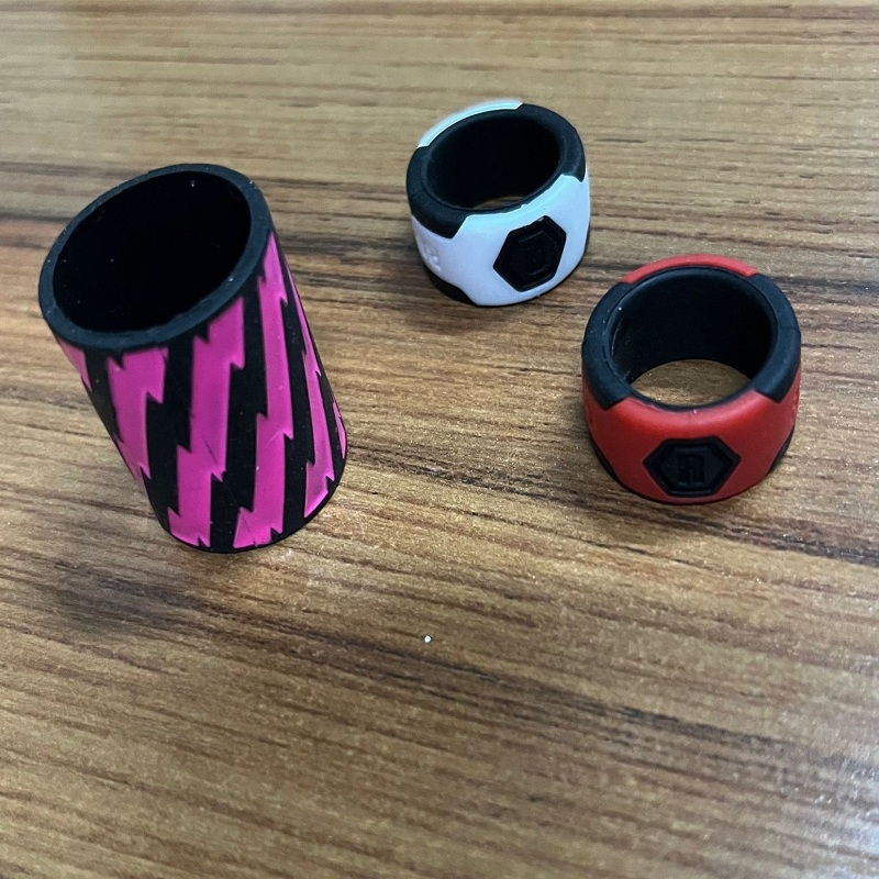 双色硅胶戒指的做法