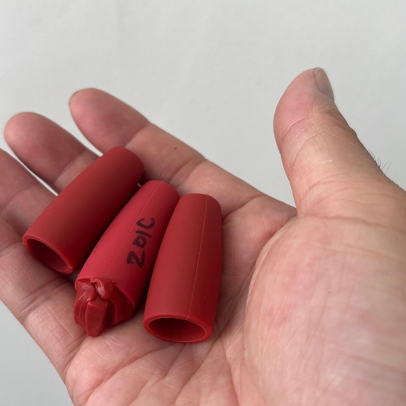 硅胶笔套调色注意点
