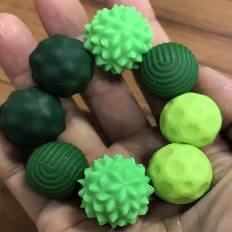 硅胶磁力球磁吸球的作用