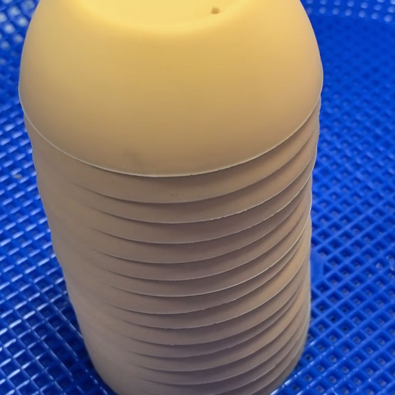 硅胶制品的披锋问题